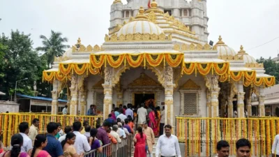 संकटों को हरने वाले ‘सिद्धिविनायक’ के 5 रहस्य – क्यों गणपति बप्पा का यह धाम इतना ख़ास है?